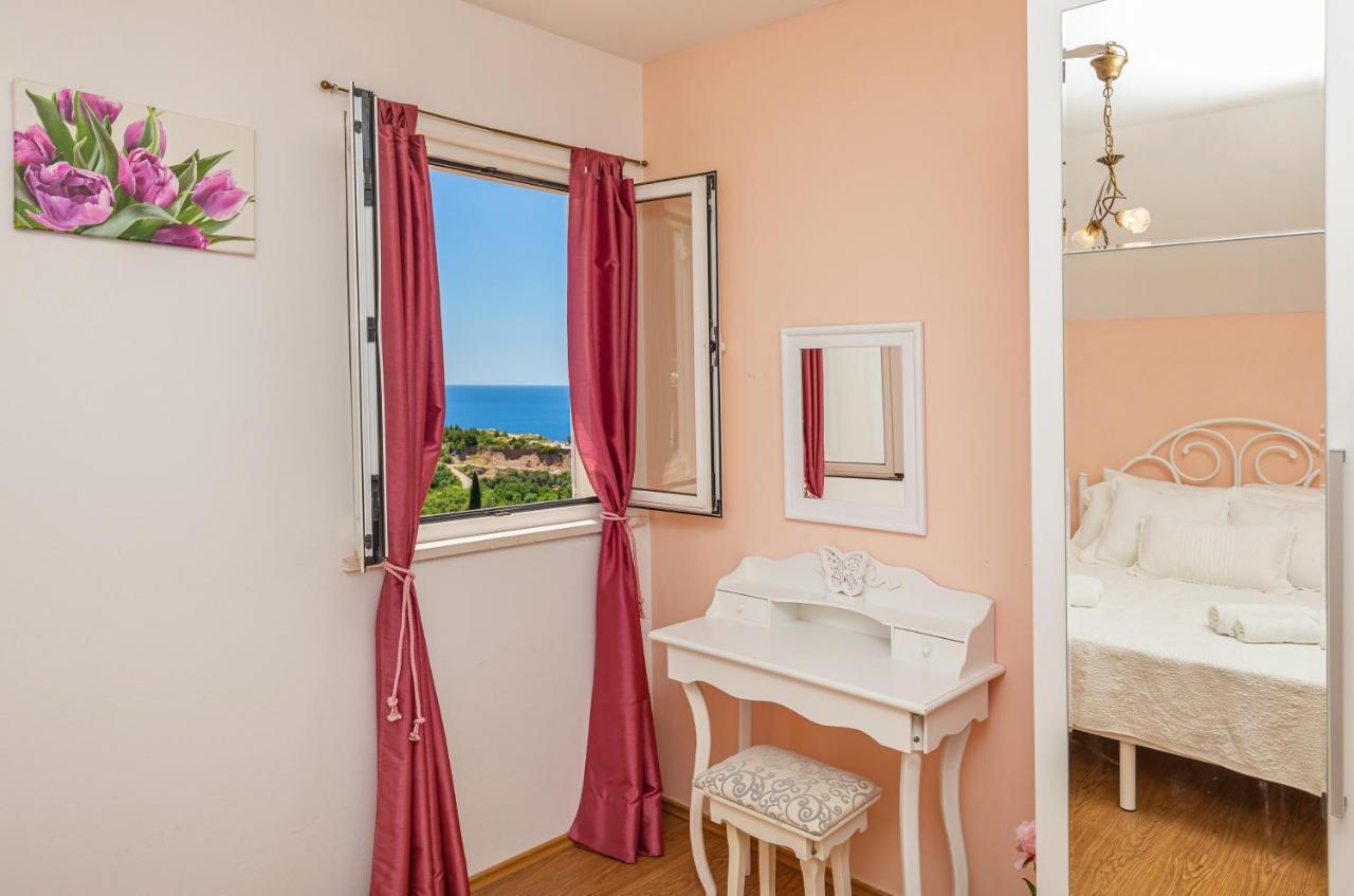 Apartments Bralovic Орашац Экстерьер фото